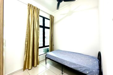 D'Summit Residences @ Kempas Utama