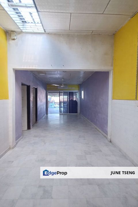 Tampoi - 1 Storey Low-Cost House For Sale, Johor, Tampoi