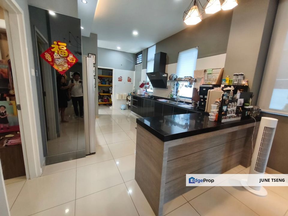 Bandar Cemerlang - 2 Storey Cluster House For Sale, Johor, Ulu Tiram