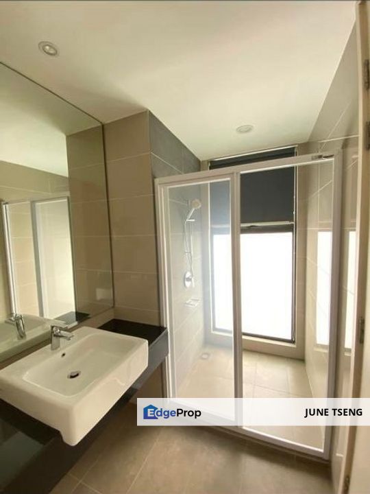 The Straits View 4 Bedroom Unit For Rent, Johor, Permas Jaya/Senibong