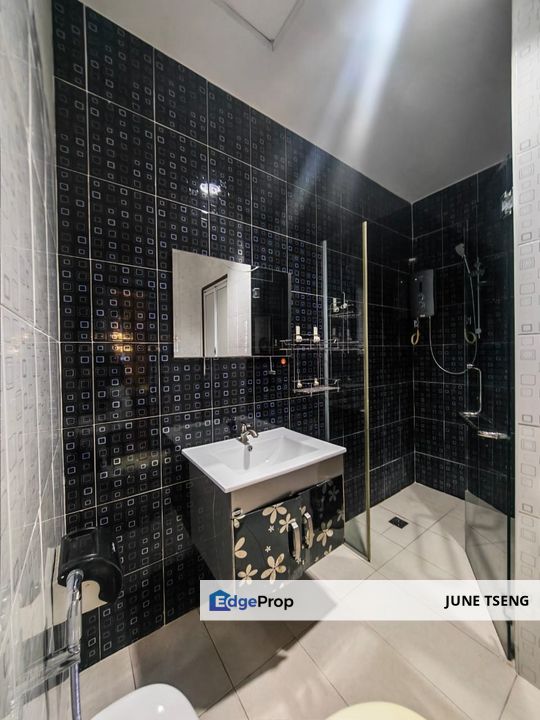 Mewah View 5 Bedroom Unit For Sale, Johor, Johor Bahru