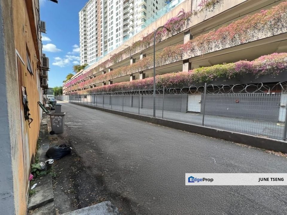 Nusa Bestari - 3 Storey Shop For Rent, Johor, 