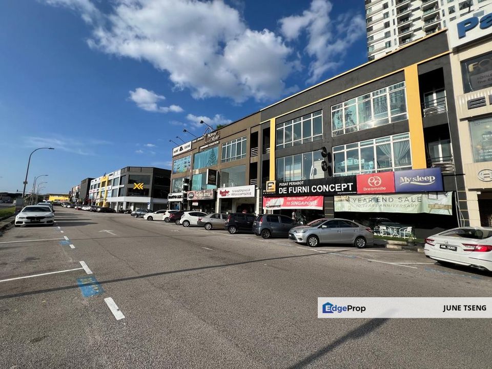 Nusa Bestari - 3 Storey Shop For Rent, Johor, 