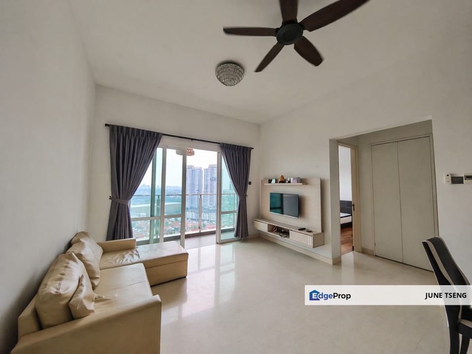 Tri Tower 2 Bedroom Unit For Rent, Johor, Johor Bahru