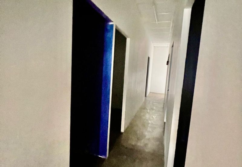 Jalan tropika kulai first floor 1st