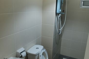 [Harmoni @ Eco Majestic] Partial Furnish, 3R2B, Semenyih, Beranang