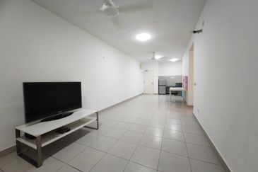 [Harmoni @ Eco Majestic] Partial Furnish, 3R2B, Semenyih, Beranang