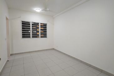 [Harmoni @ Eco Majestic] Partial Furnish, 3R2B, Semenyih, Beranang