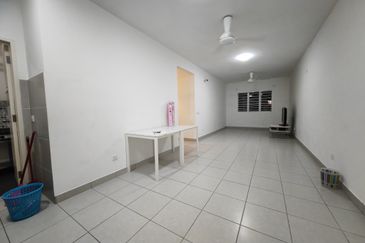 [Harmoni @ Eco Majestic] Partial Furnish, 3R2B, Semenyih, Beranang