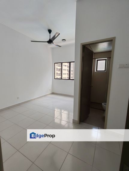 Vision City, 3 Rooms with Aircond, Nilai, Negeri Sembilan, Nilai
