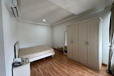 GREEN BEVERLY HILLS - SKY BUNGALOW