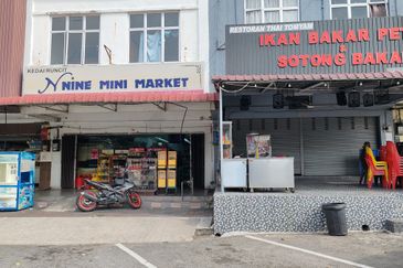 [Melati Square], 22x95 1.5 Storey Terrace Shoplot, Inti Uni, Nilai