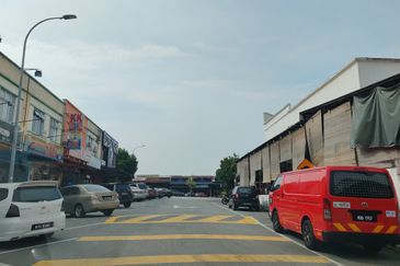 [Melati Square], 22x95 1.5 Storey Terrace Shoplot, Inti Uni, Nilai