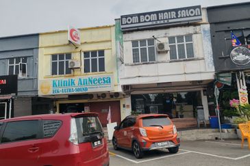 [Melati Square], 22x95 1.5 Storey Terrace Shoplot, Inti Uni, Nilai