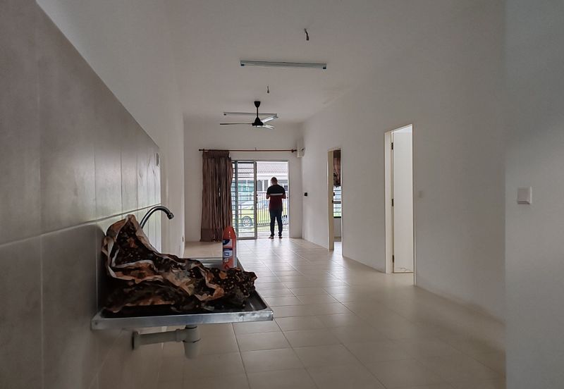 1 STOREY TERRACE, Semaya Iringan Bayu, Mambau, Seremban