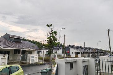 1 STOREY TERRACE, Semaya Iringan Bayu, Mambau, Seremban