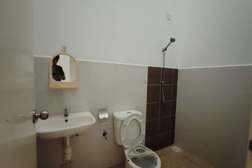 1 STOREY TERRACE, Semaya Iringan Bayu, Mambau, Seremban