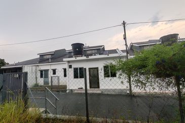 1 STOREY TERRACE, Semaya Iringan Bayu, Mambau, Seremban