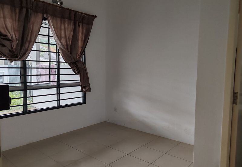 1 STOREY TERRACE, Semaya Iringan Bayu, Mambau, Seremban