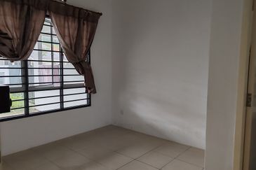 1 STOREY TERRACE, Semaya Iringan Bayu, Mambau, Seremban
