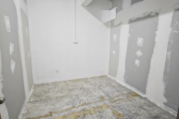 [Ground Floor]Desa Cempaka Shoplot Nilai 2 Storey Shoplot