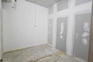 [Ground Floor]Desa Cempaka Shoplot Nilai 2 Storey Shoplot