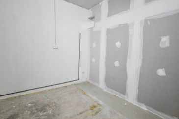 [Ground Floor]Desa Cempaka Shoplot Nilai 2 Storey Shoplot