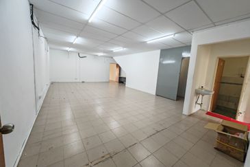 [Ground Floor]Desa Cempaka Shoplot Nilai 2 Storey Shoplot