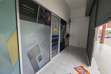 [Ground Floor]Desa Cempaka Shoplot Nilai 2 Storey Shoplot