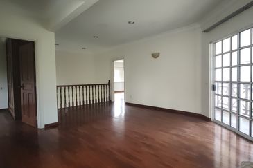 College Heights Garden Resort