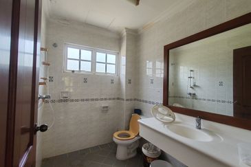 College Heights Garden Resort