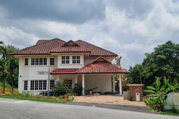 College Heights Garden Resort