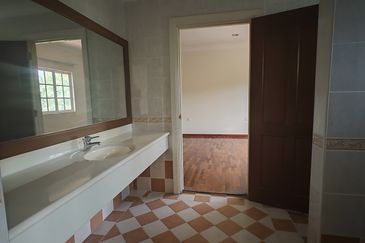 COLLEGE HEIGHTS GARDEN RESORT (PAJAM)