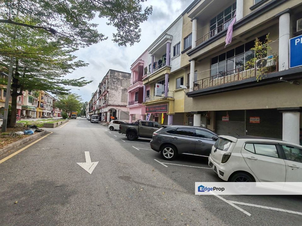 Cheap, BBN, Ground Floor Shop Bandar Baru Nilai, Negeri Sembilan, Nilai