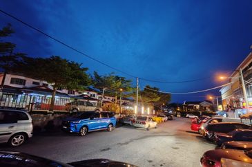 Ground Floor, Sentosa Villa, Shoplot, Kajang 