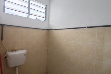 Taman Tasik Semenyih (Lake Residence)