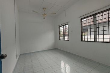 Taman Tasik Semenyih (Lake Residence)