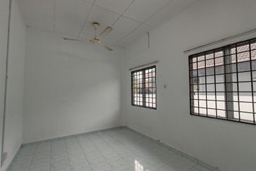 Taman Tasik Semenyih (Lake Residence)