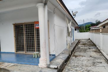 Taman Tasik Semenyih (Lake Residence)