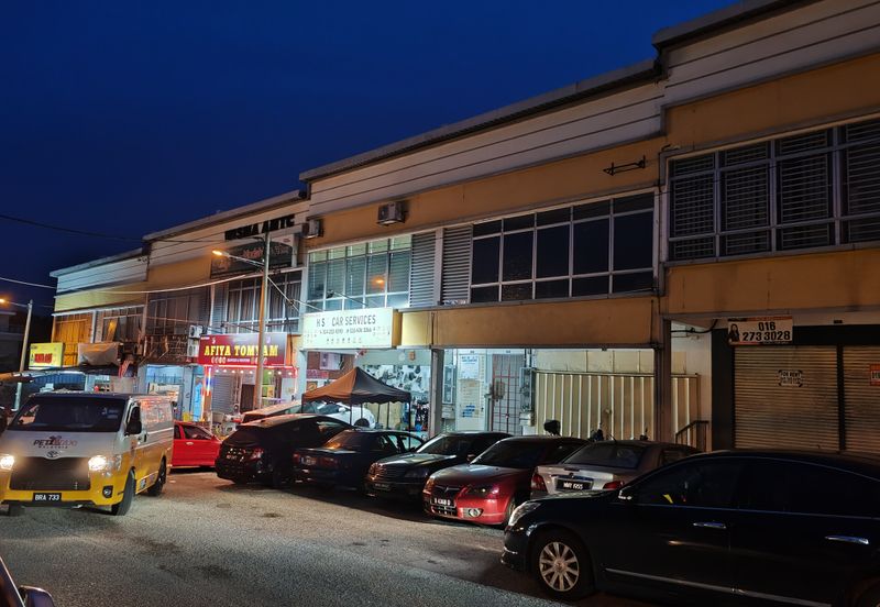 Ground Floor Office, Facing Main road and House. Tmn Saga Emas, Kajang