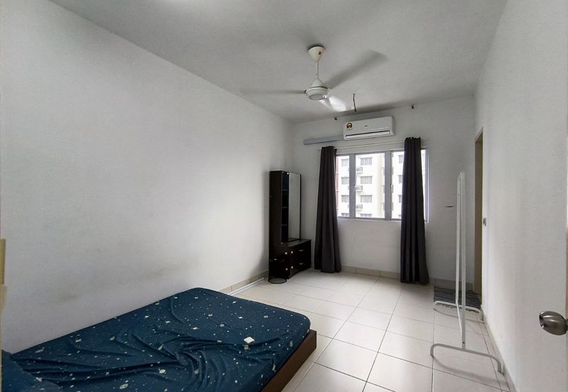 De Bayu Apartment @ Setia Alam