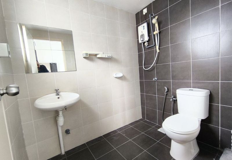 De Bayu Apartment @ Setia Alam