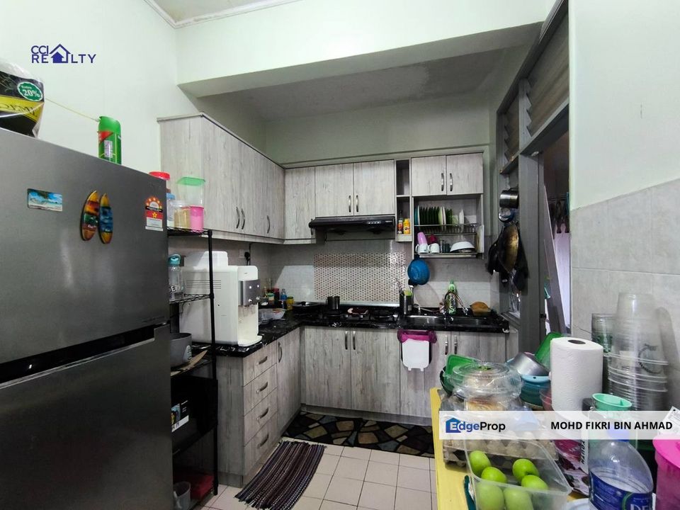 FOR SALE: Apartment Seroja Bukit Jelutong Shah Alam Selangor, Selangor, Shah Alam