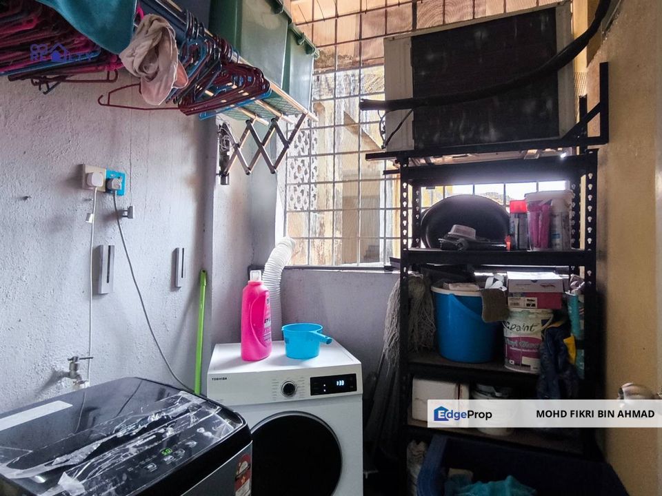 FOR SALE: Apartment Seroja Bukit Jelutong Shah Alam Selangor, Selangor, Shah Alam