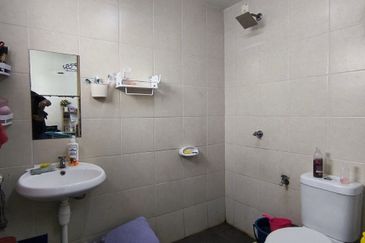 FOR SALE: Apartment De Palma Setia Alam Shah Alam Selangor