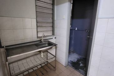 Jelutong Apartment, Selayang Heights