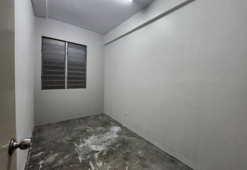 Jelutong Apartment, Selayang Heights