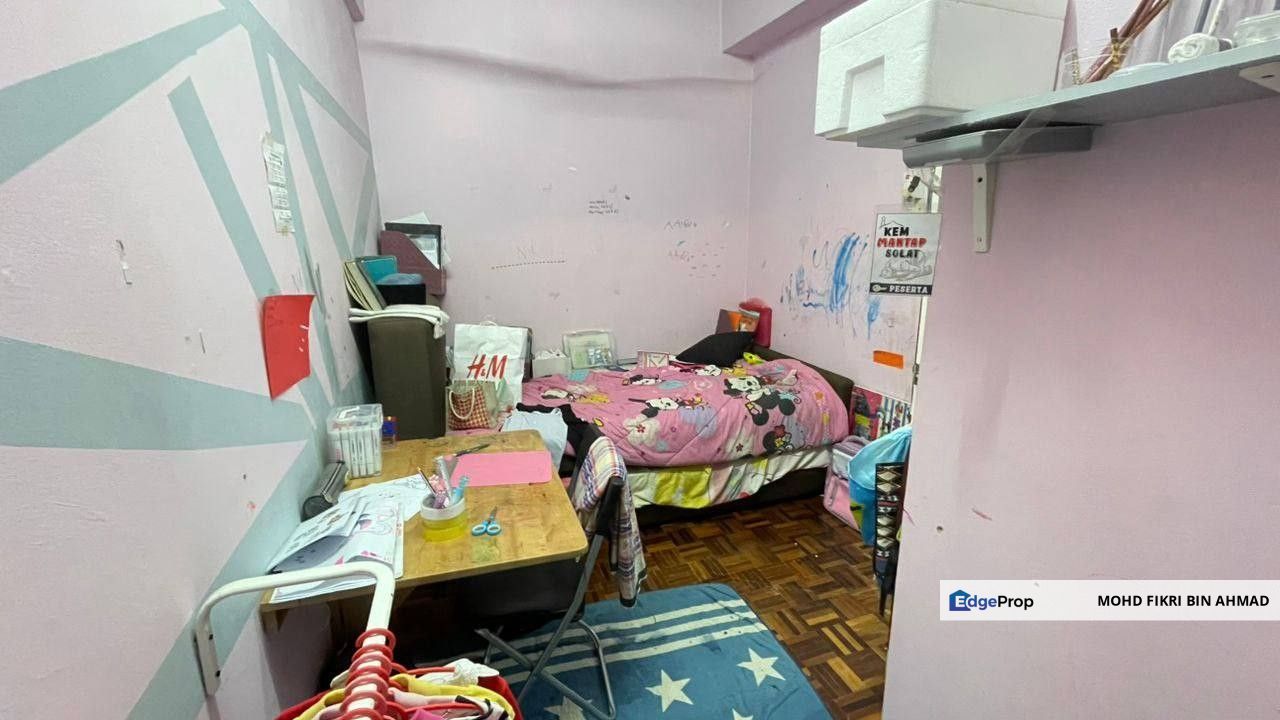 FOR SALE: Duplex Casmaria Apartment Taman Samudra Batu Caves Selangor, Selangor, Batu Caves 