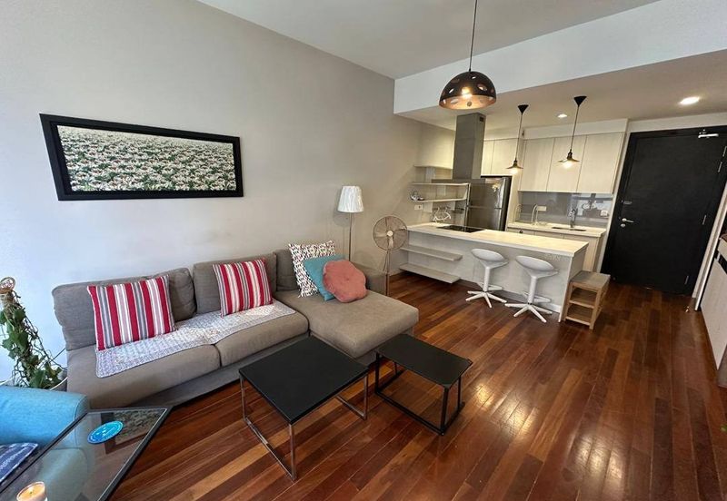 Sixceylon Condominium