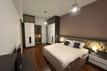 Sixceylon Condominium